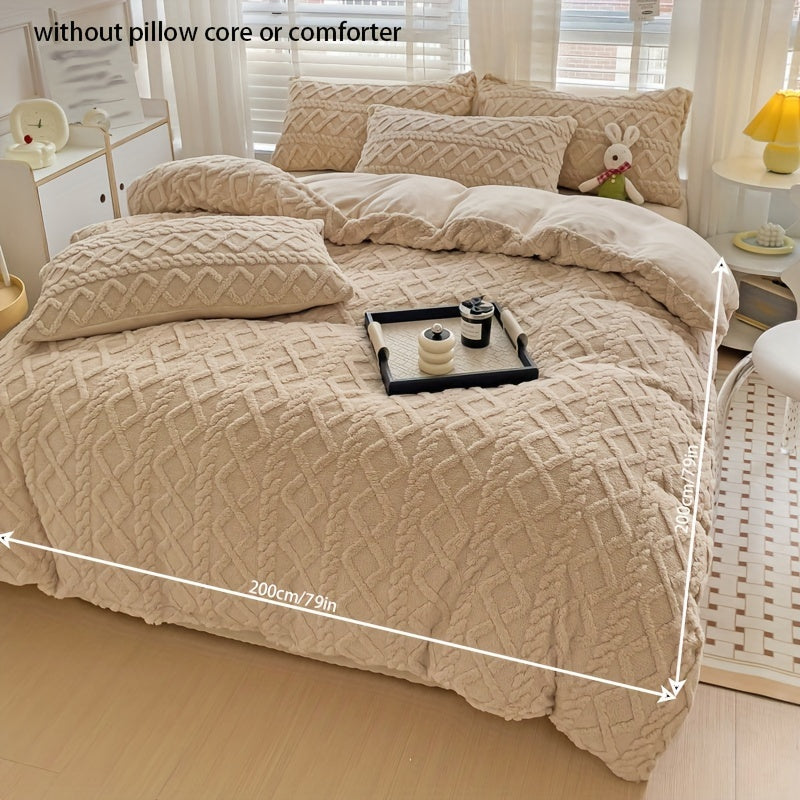Plush Bedding Set | Zip Closure | All-Season Comfort | Polyester