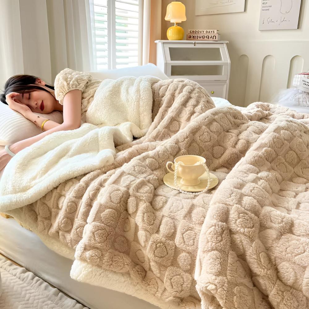 EmberNest Plush Sherpa Throw for Ultimate Comfort