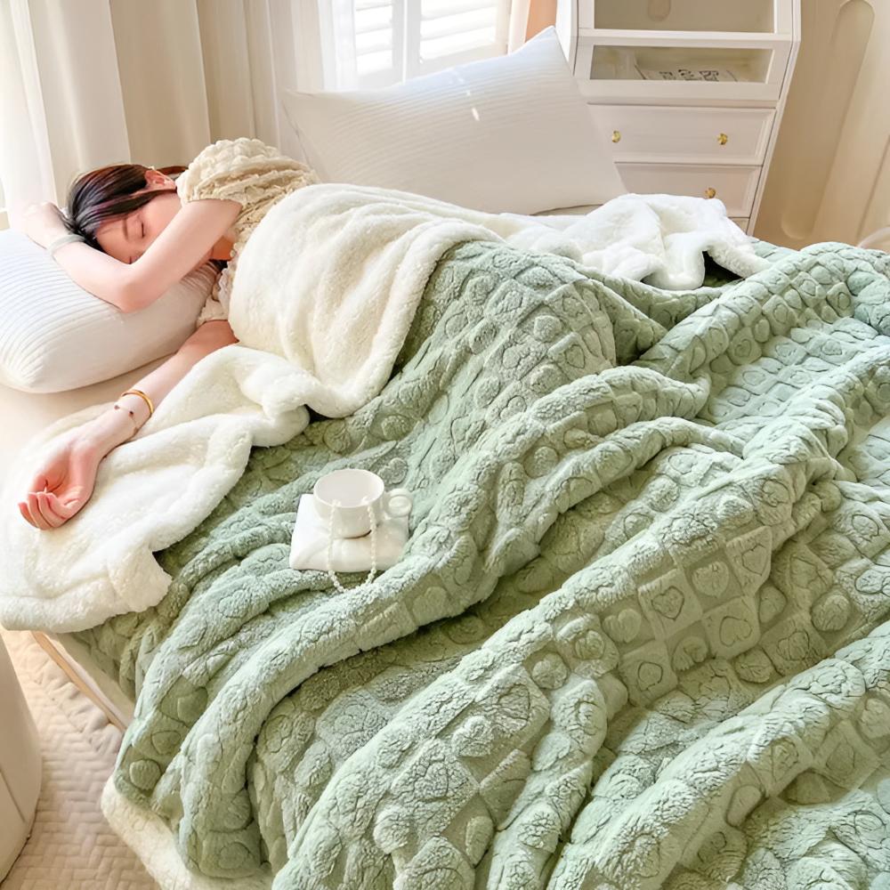 EmberNest Plush Sherpa Throw for Ultimate Comfort