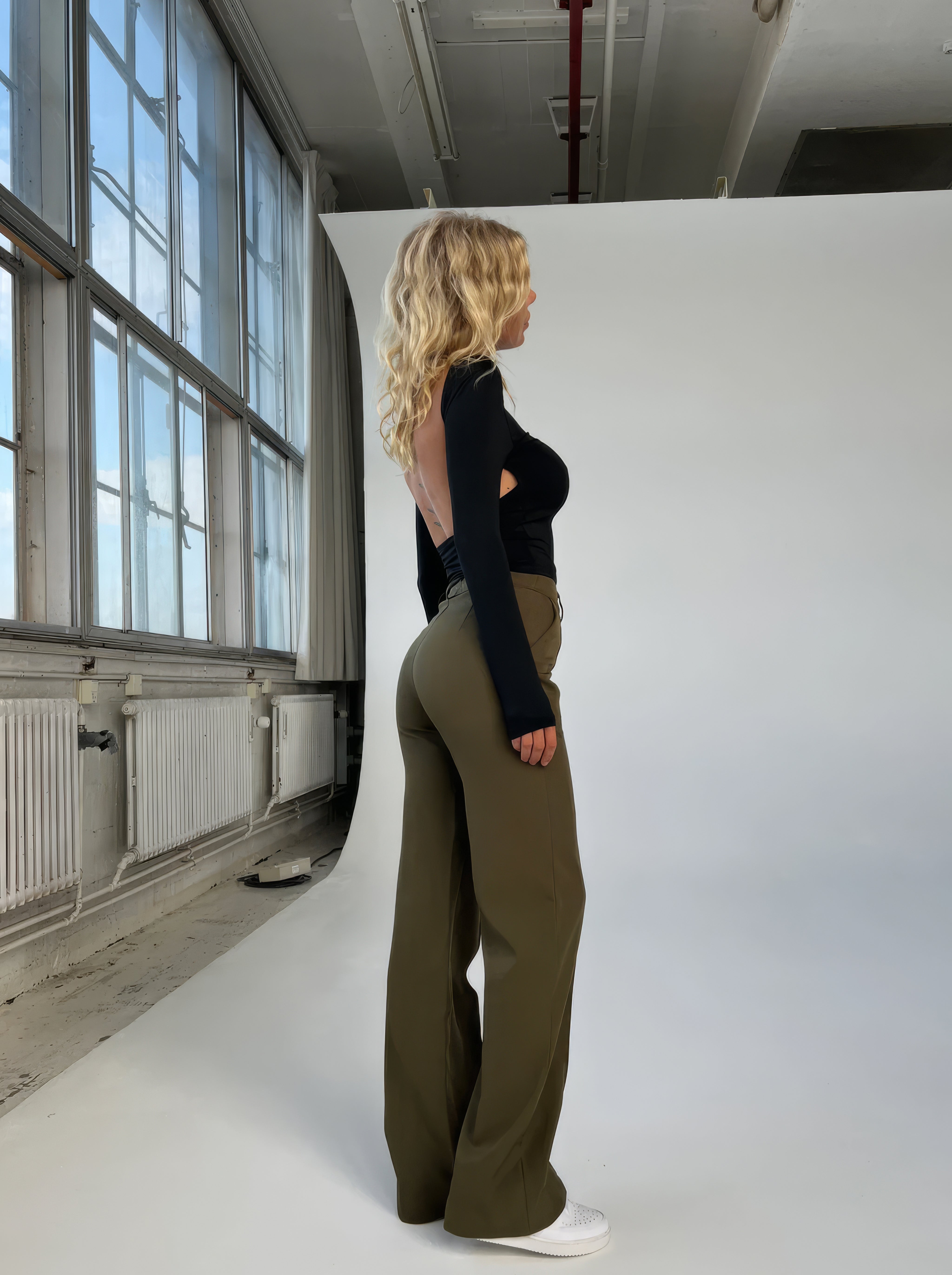 Women’s Wide-Leg Trousers | Loose Fit & Elastic Waistband | Durable Fabric | Comfortable All-Day Wear