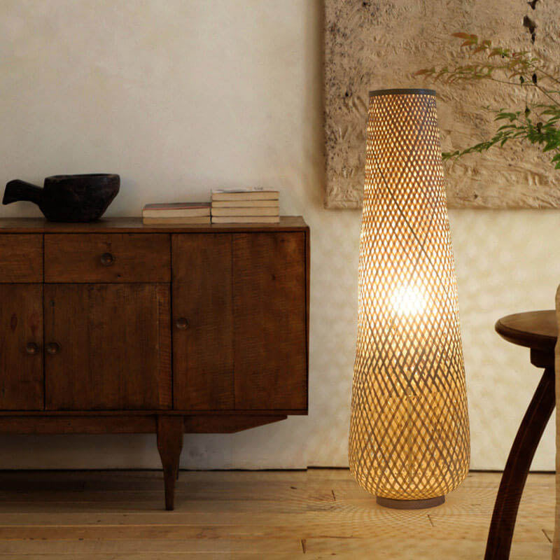 Modern 1-Light LED Floor Lamp Made of Taavita