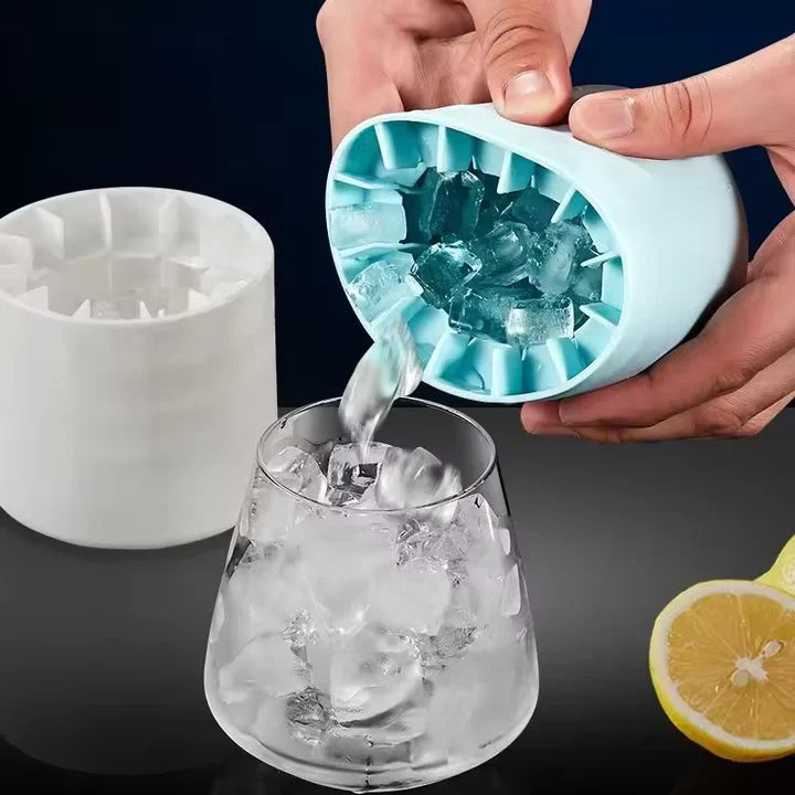 Flexible Ice Cube Mold – Makes Multiple Ice Cubes Simultaneously