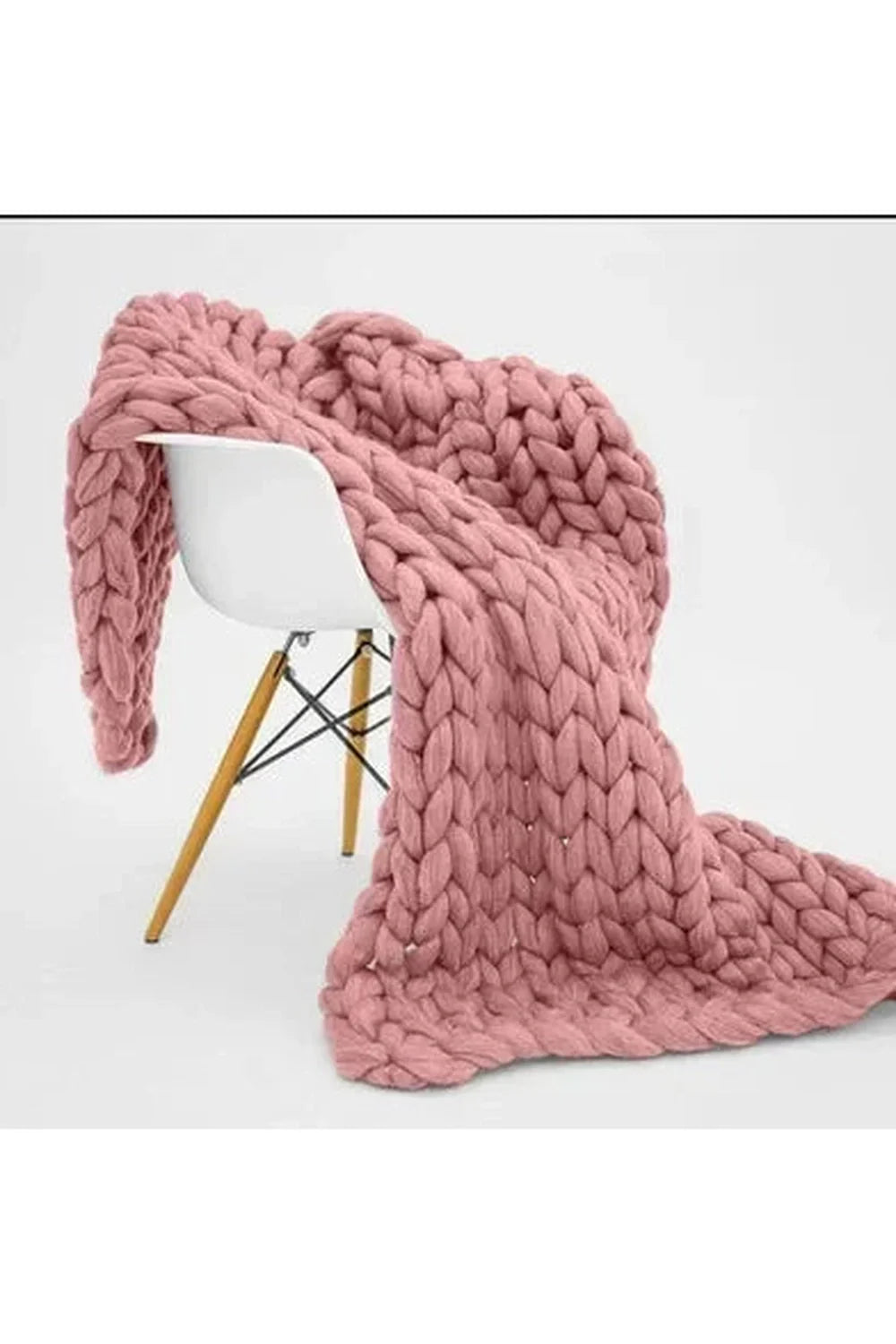 Chunky Knit Throw Blanket | Plush Softness | Cozy Warmth for Chilly Nights | Polyester