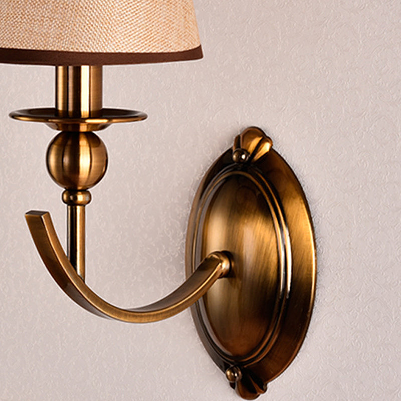 Taavita Wall Lamp