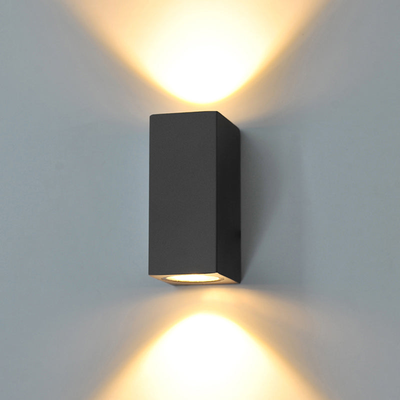 Aluminum Geometric Shaped Wall Sconce Minimalistic Black LED Wall Mount Light for Patio Black Semicircle Clearhalo 'Cast Iron' 'Glass' 'Industrial' 'Modern wall lights' 'Modern' 'Tiffany' 'Traditional wall lights' 'Wall Lamps & Sconces' 'Wall Lights' Lighting' 2336786