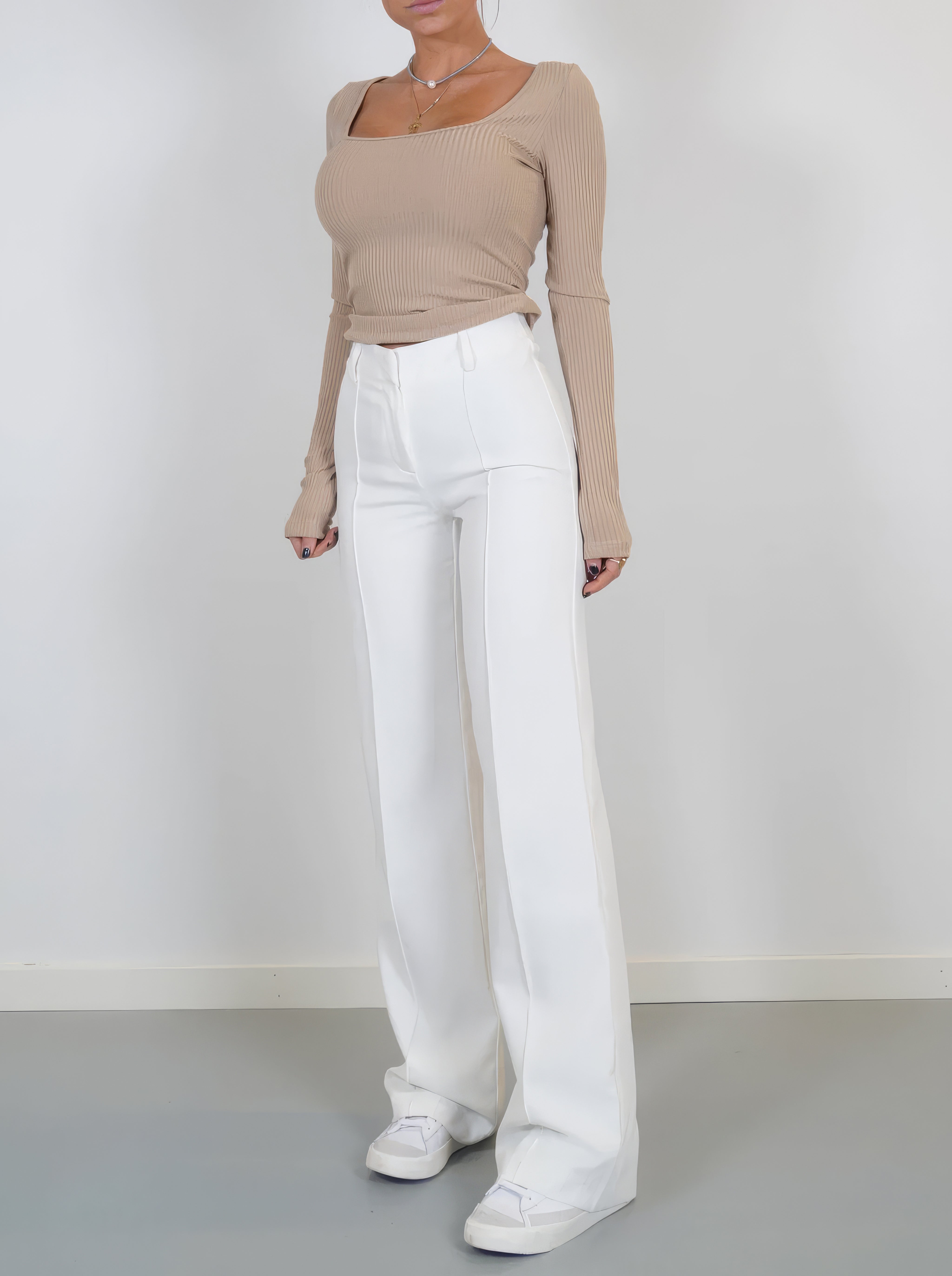 Women’s Wide-Leg Trousers | Loose Fit & Elastic Waistband | Durable Fabric | Comfortable All-Day Wear