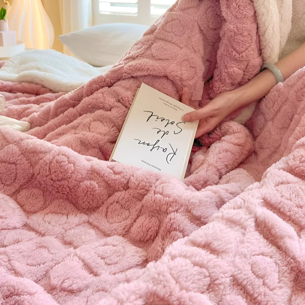 EmberNest Plush Sherpa Throw for Ultimate Comfort
