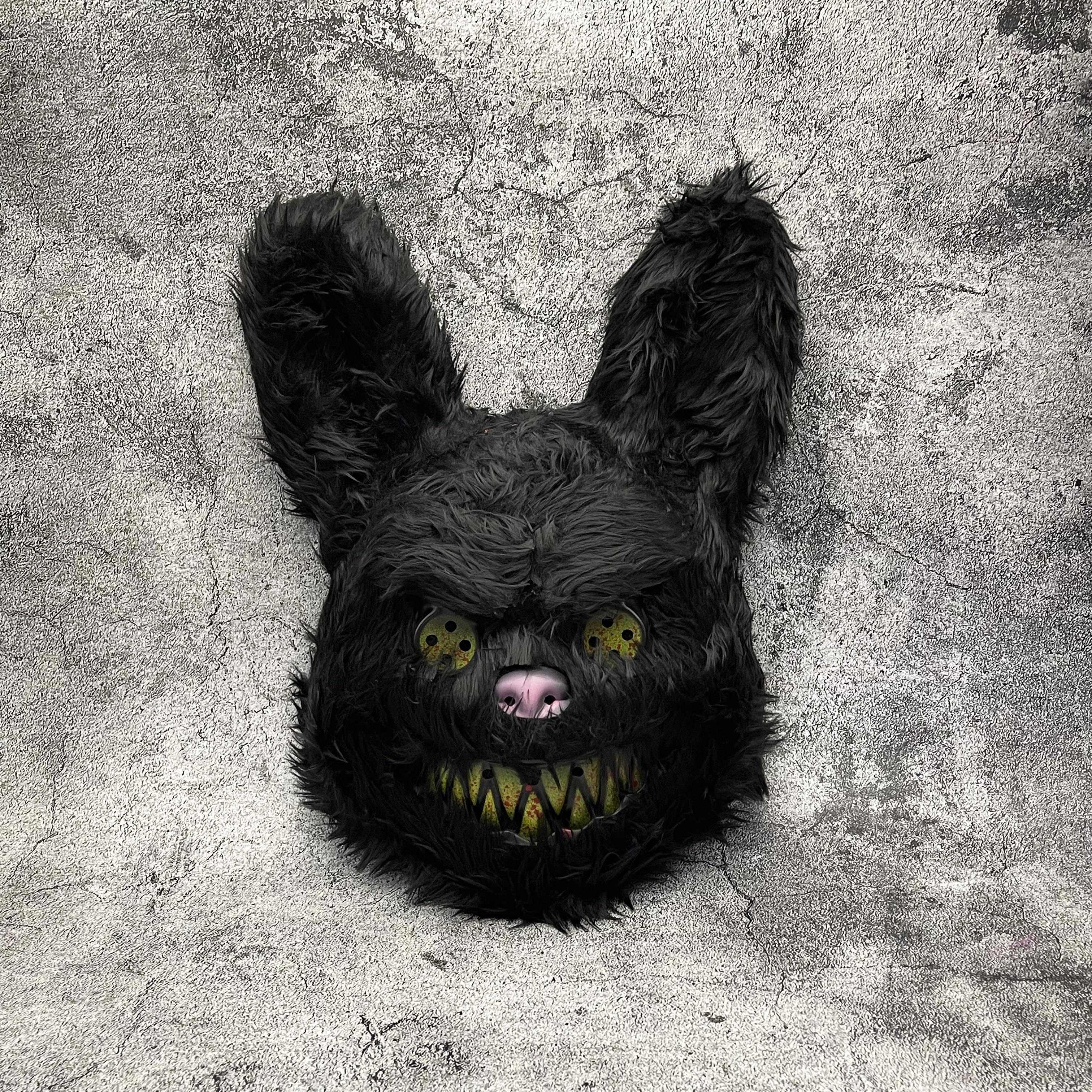 Blood-Splattered Animal Halloween Mask Lightweight Costume Accessory