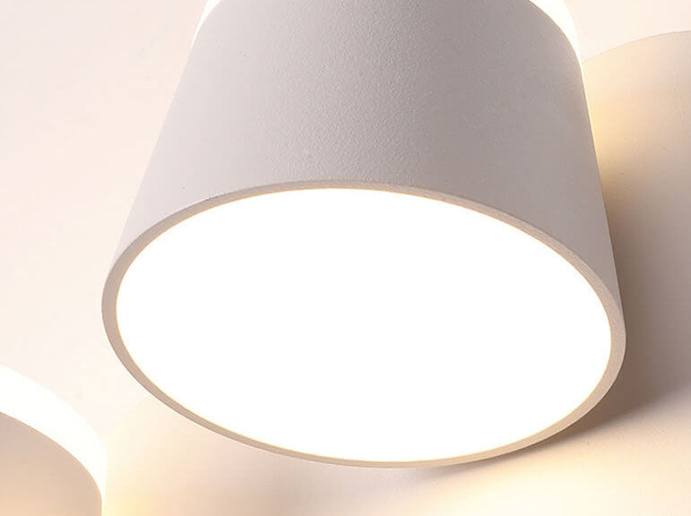 Versatile LED Wall Light with Adjustable Shade and Three Flame Settings