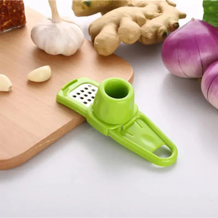 Handheld Garlic Crusher and Press - Compact Kitchen Tool