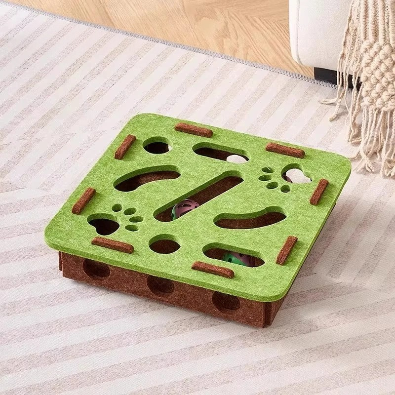 Interactive Puzzle Box Toy for Cats Made of Felt
