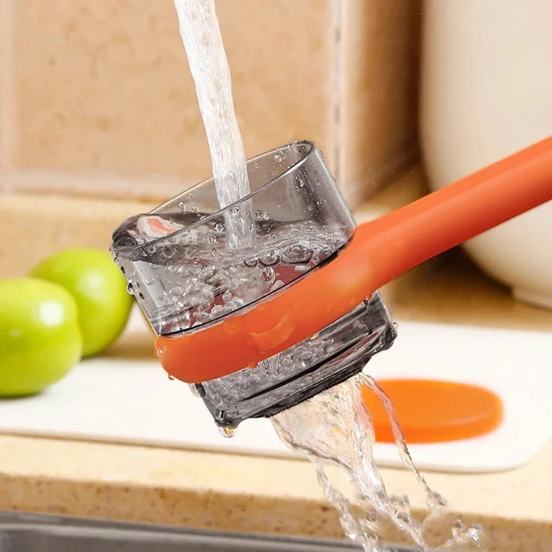 Non-Slip Grip Vegetable Peeler for Ergonomic Storage