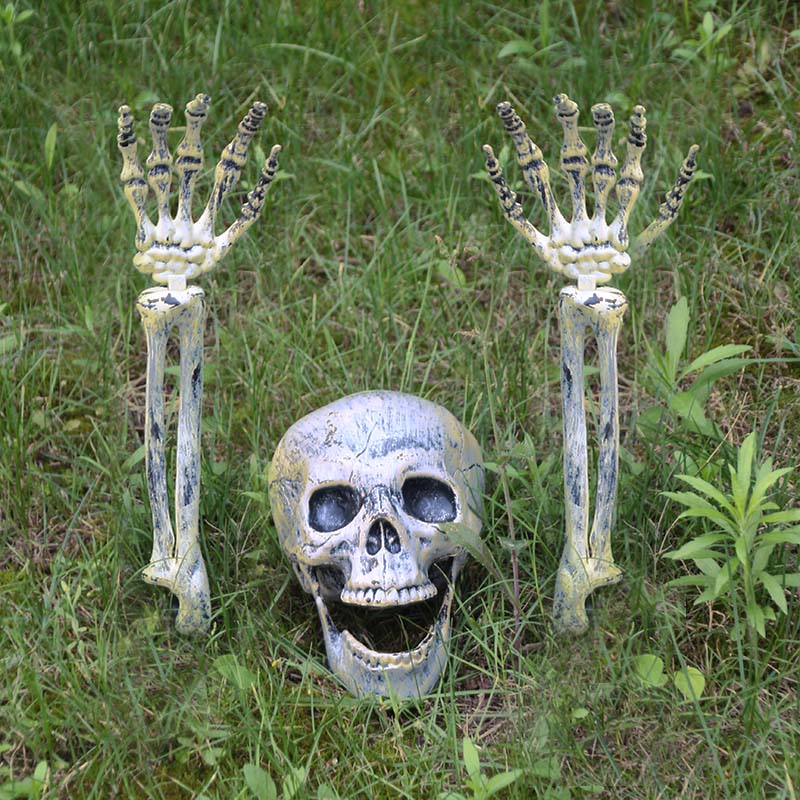 Halloween Skull Decoration Resin Prop for Spooky Indoor Outdoor Decor