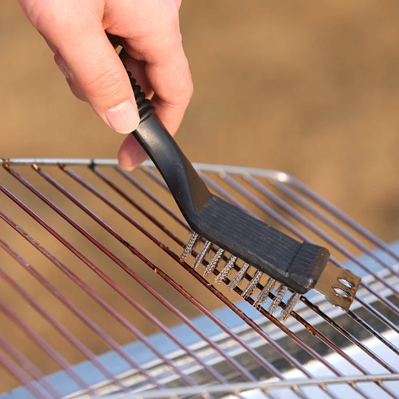 Barbecue Grill Brush with Stainless Steel Wire Bristles