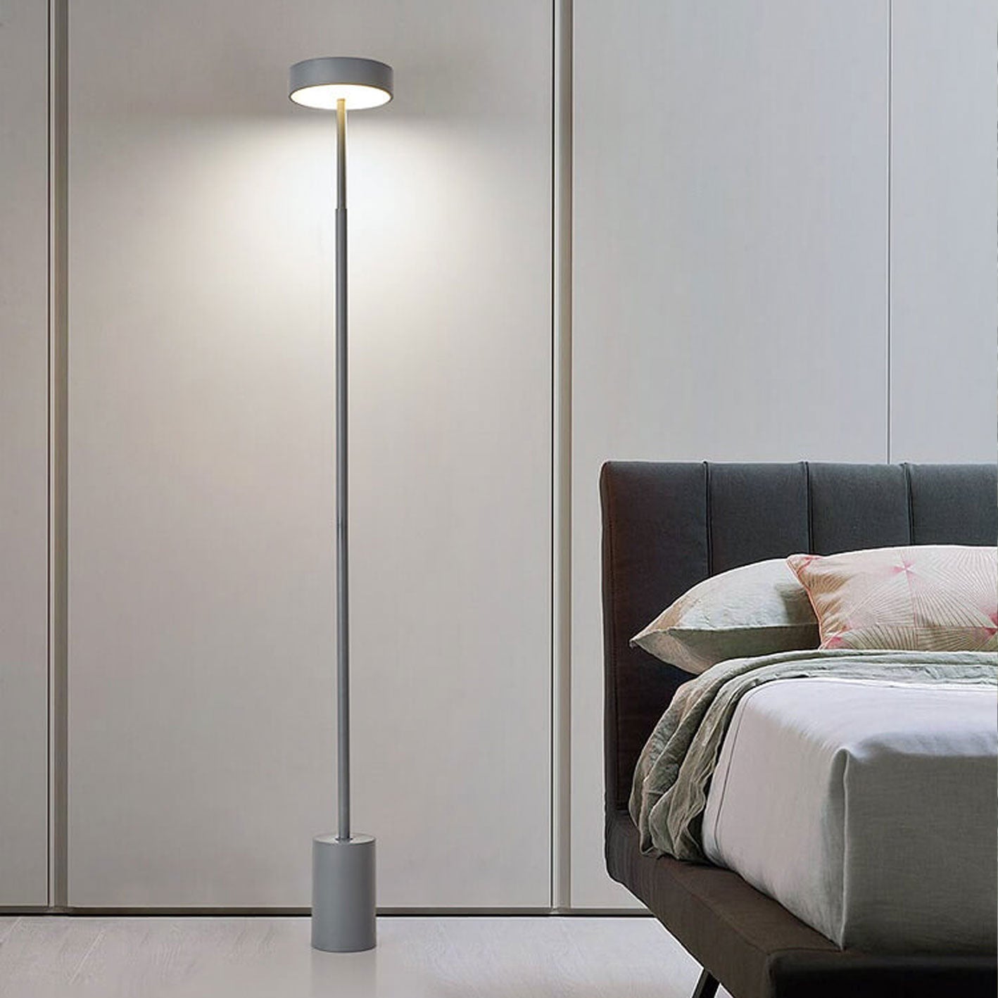 Taavita Minimalist LED Floor Lamp