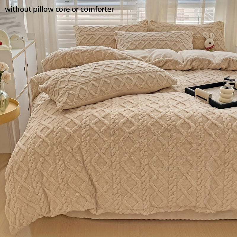 Plush Bedding Set | Zip Closure | All-Season Comfort | Polyester