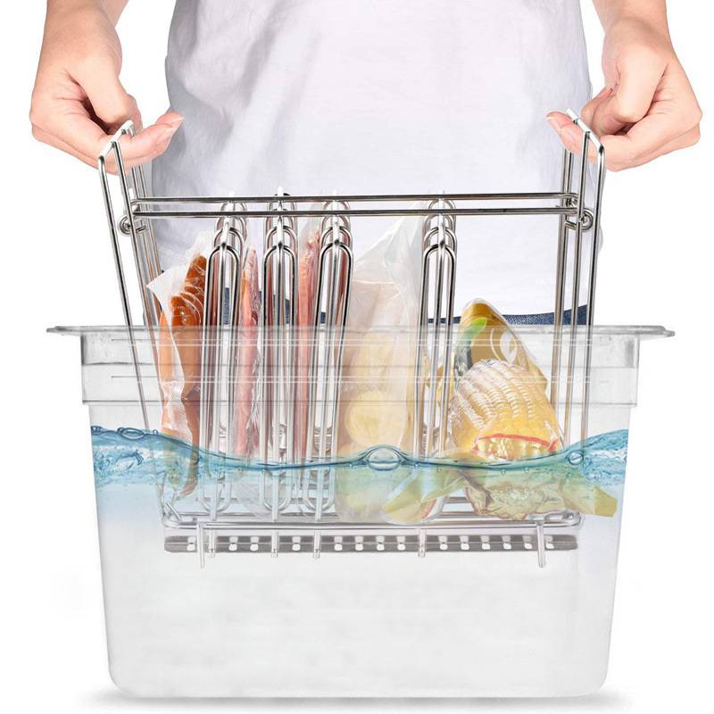 Vacuum Cooking Container for Sous Vide Preparation