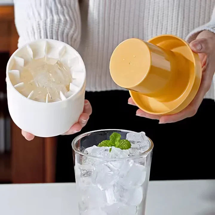 Flexible Ice Cube Mold – Makes Multiple Ice Cubes Simultaneously