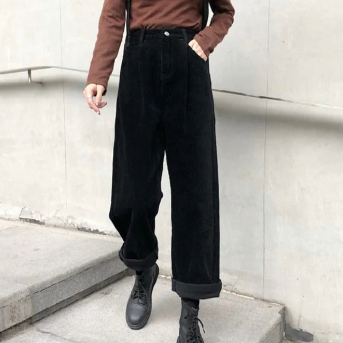 Women’s Corduroy Pants | Wide-Leg & Pleated Design | Polyester Blend | Comfortable Fit