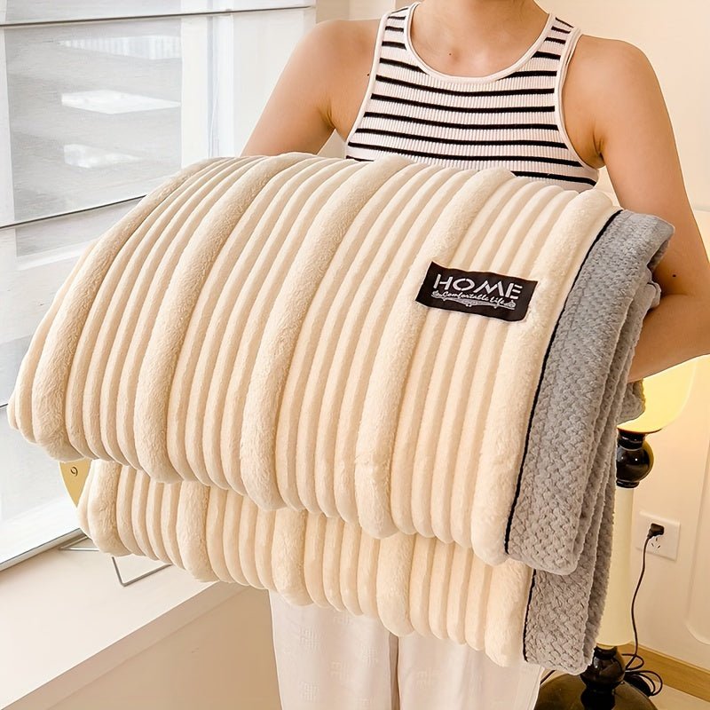 Fleece Blanket | Lightweight | Cozy Warmth All Seasons | Polyester