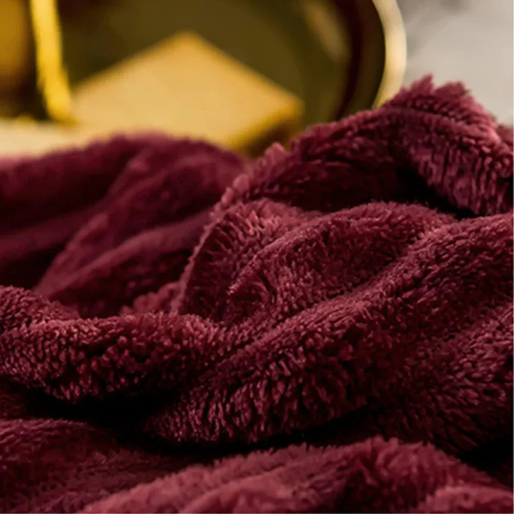 Cozy Fleece Duvet Cover Set with Stylish Bedspread Design