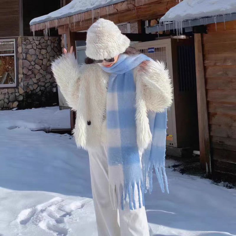 Double-Sided Scarf | Soft Warmth | Stylish Plaid Pattern | Polyester