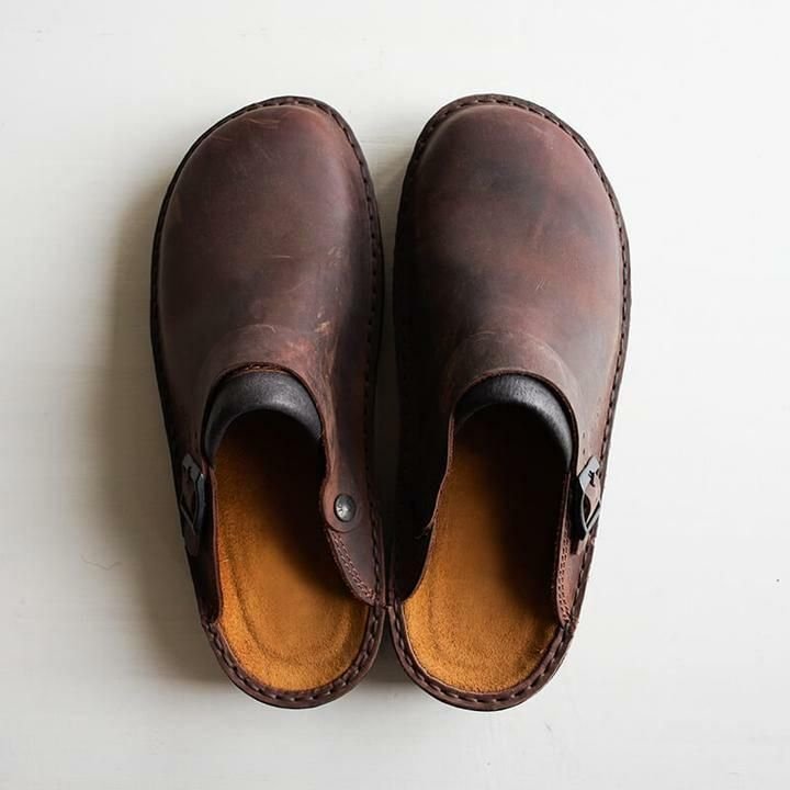 ComfortStep Men's Leather Slippers with Supportive Design
