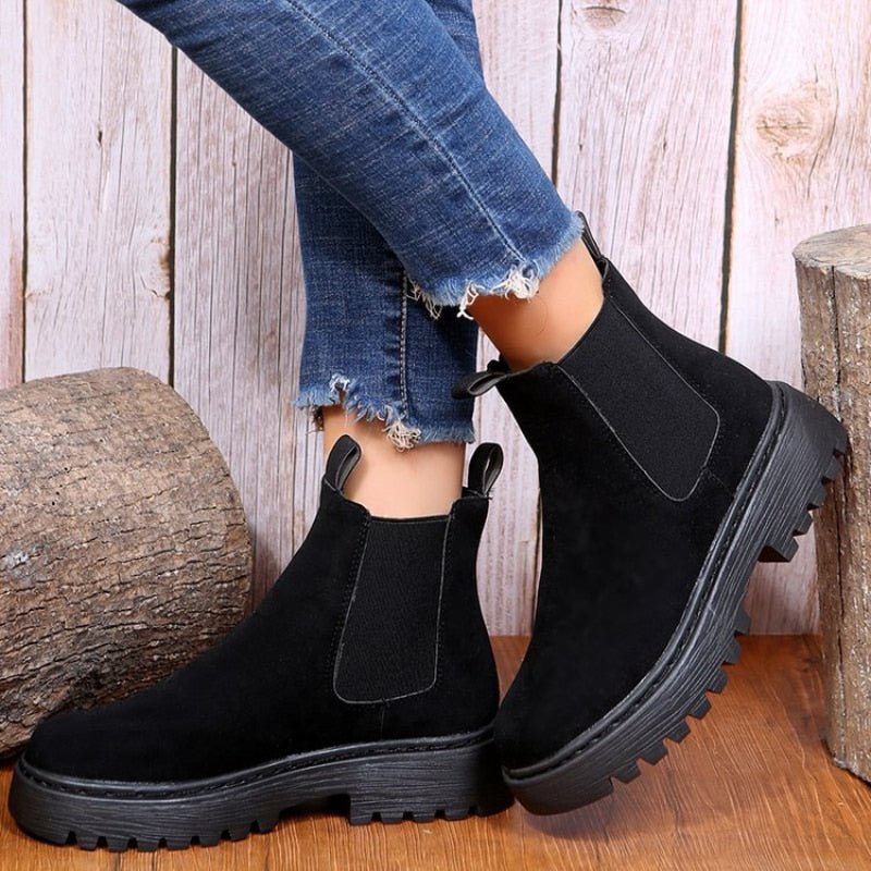 Women’s Ankle Boots | Fluffy Soft Lining & Supportive Sole | Chelsea Style with Lug Sole | Durable Everyday Wear