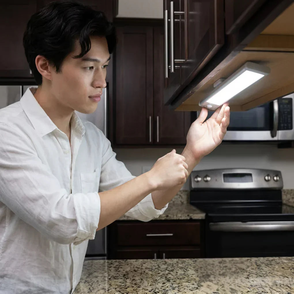 Cordless LED Motion-Activated Under-Cabinet Lights