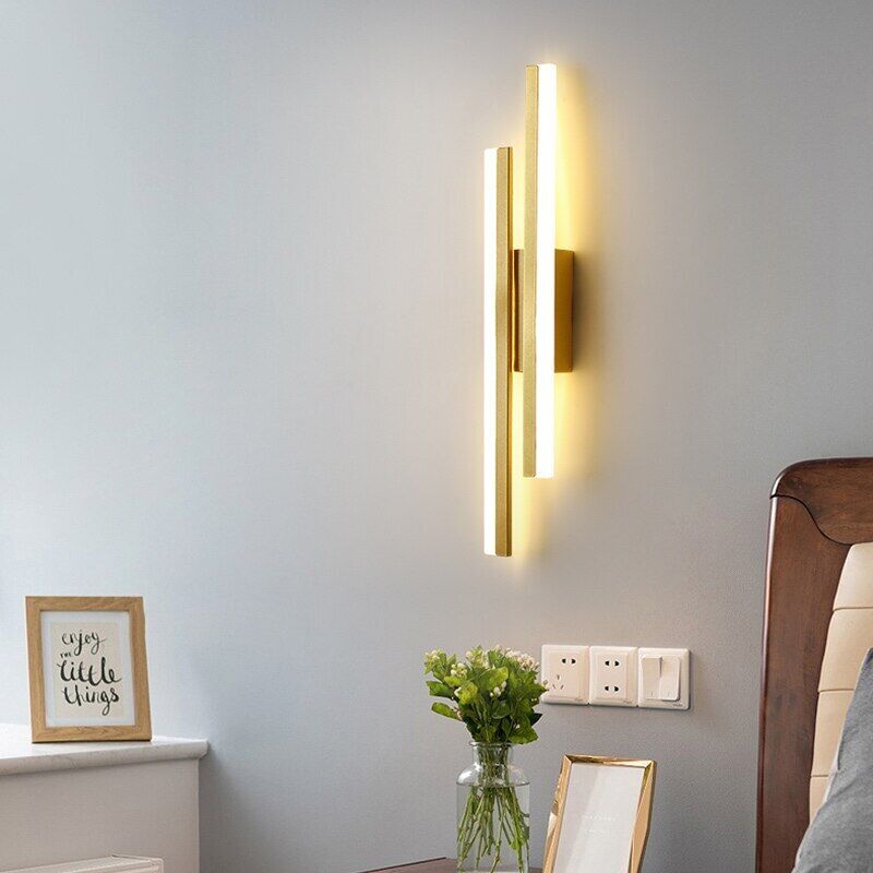 Sorenis — Modern LED Wall Light with Adjustable Warmth