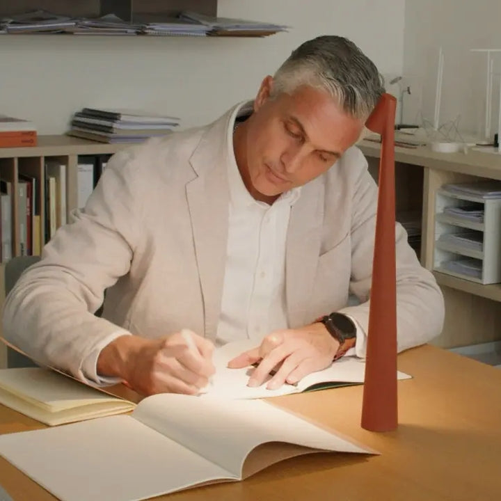 Cordless LED Table Lamp | Aluminum Sculptural Design | 3-Level Dimming | Long Battery Life