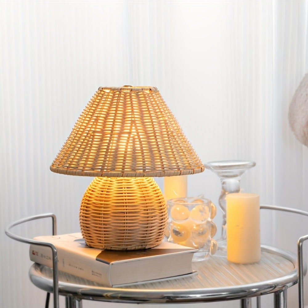 SereneLight – Handwoven Bamboo Table Lamp for Cozy Spaces