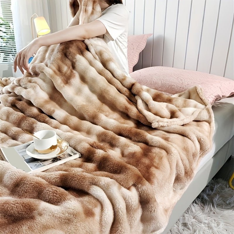 Coral Fleece Blanket | Lightweight | Year-Round Warmth | Polyester