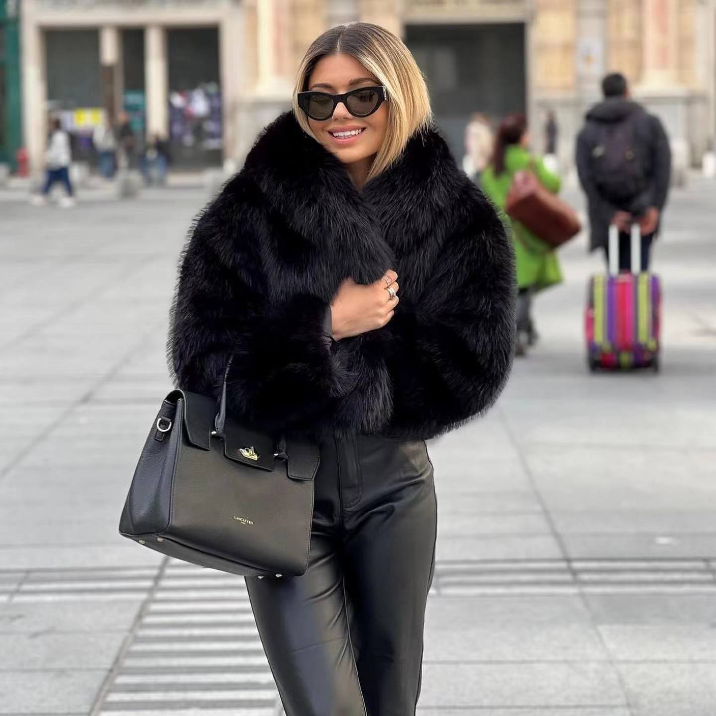 Women’s Faux Fur Jacket | Classic Silhouette & Soft Faux Fur | Versatile Warmth for Casual and Festive Wear
