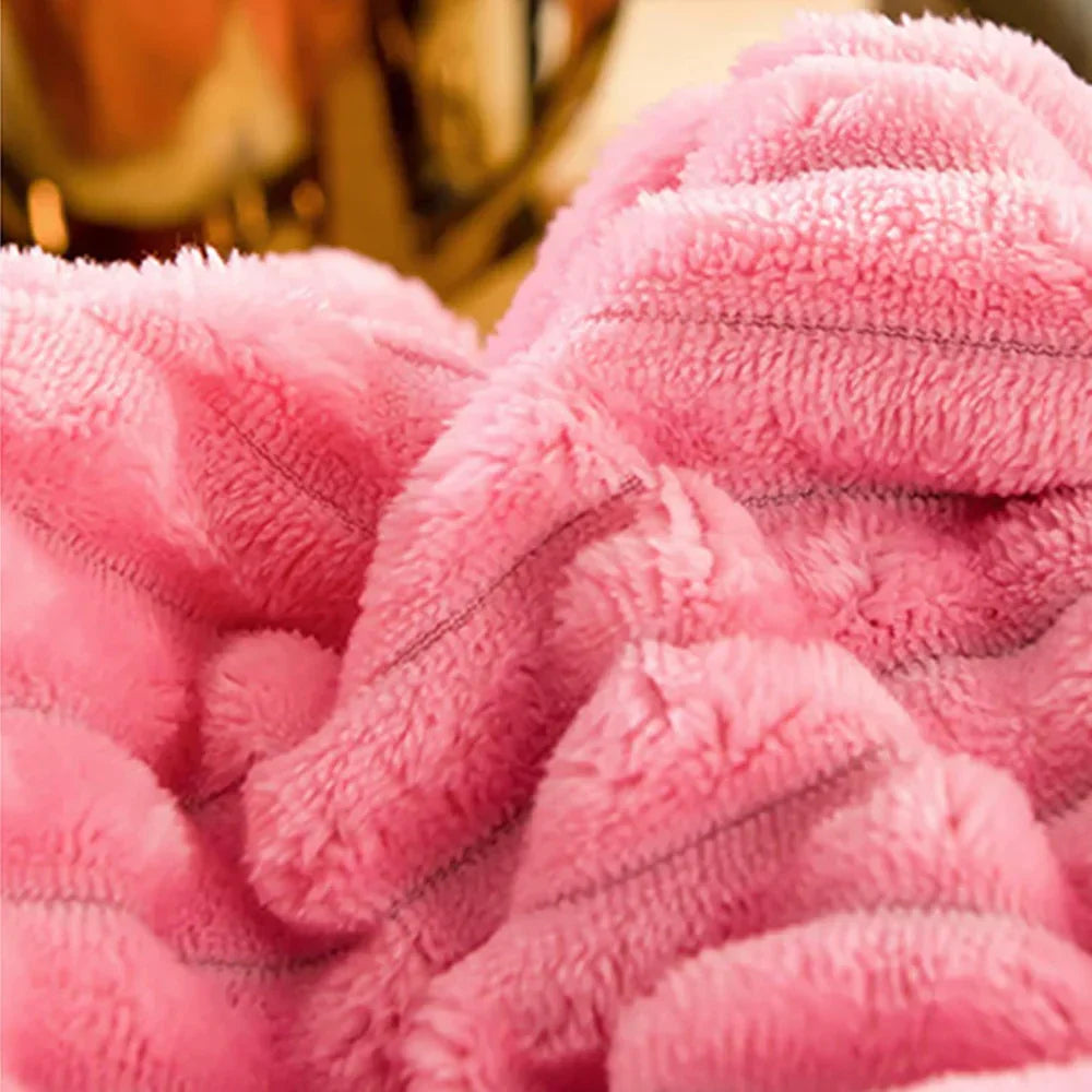 Cozy Fleece Duvet Cover Set with Stylish Bedspread Design