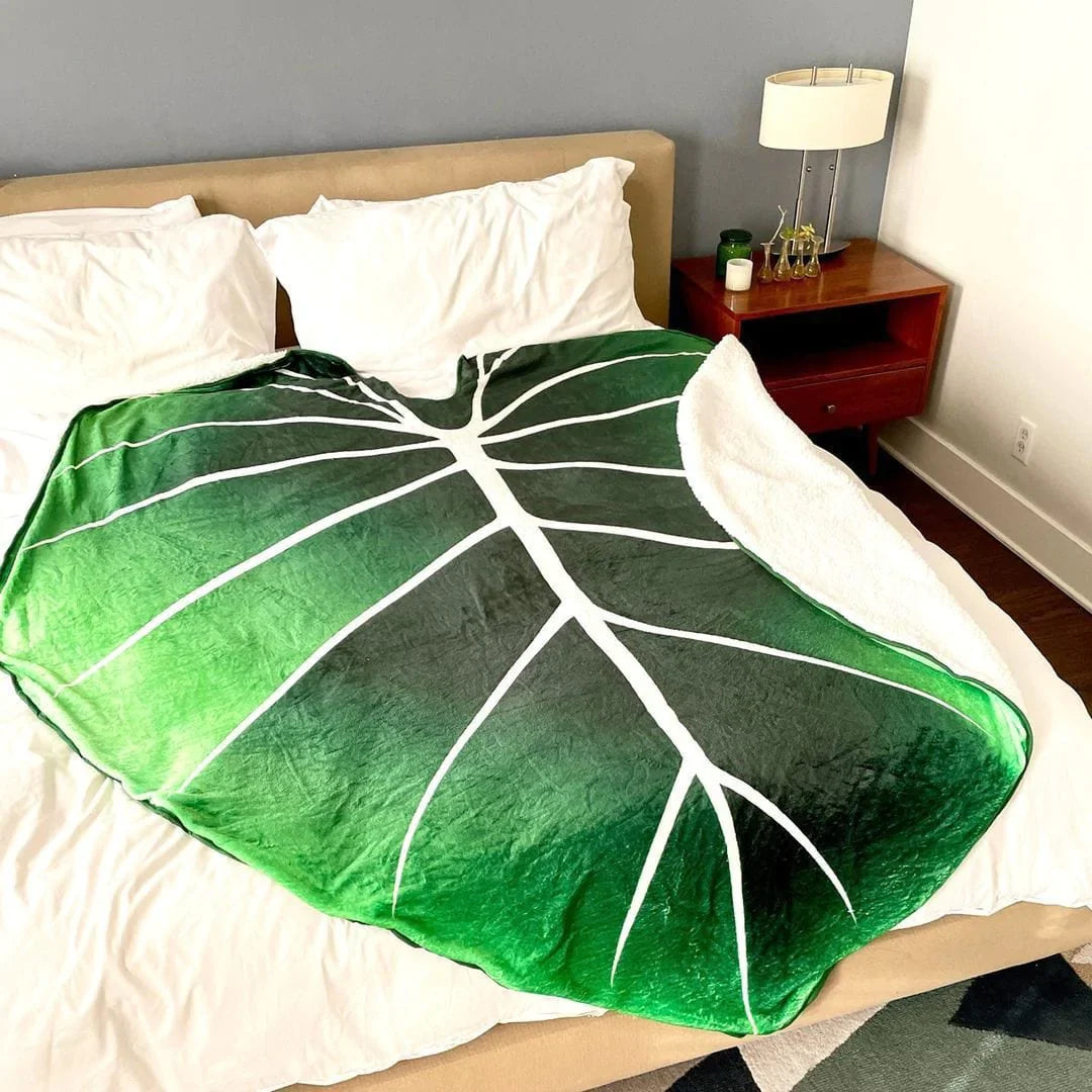 Sherpa Fleece Blanket | Double-Layer Warmth | Cozy and Soft Comfort | Fabric