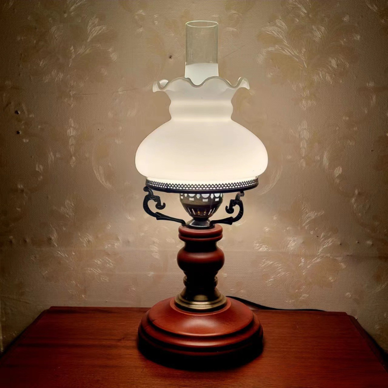 Heritage Glow Solid Wood Table Lamp with Classic Finish