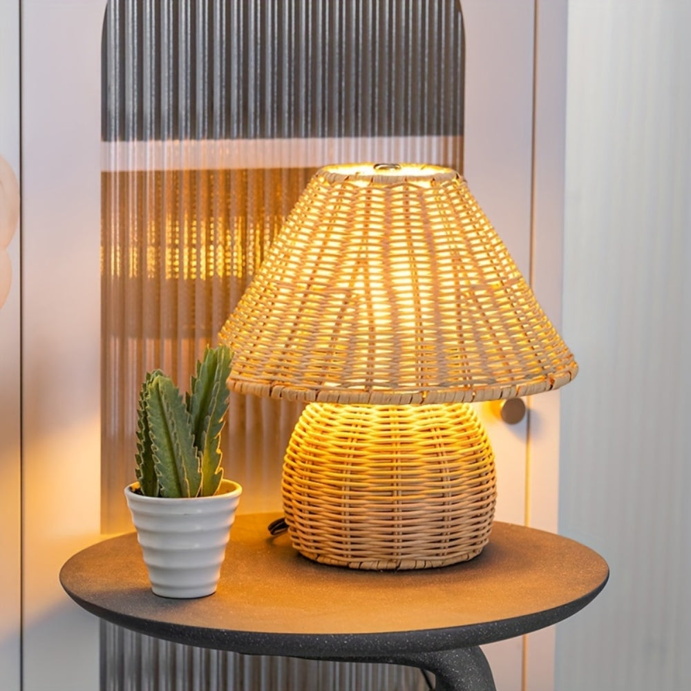 SereneLight – Handwoven Bamboo Table Lamp for Cozy Spaces
