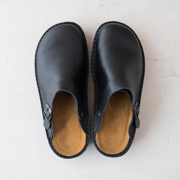 ComfortStep Men's Leather Slippers with Supportive Design