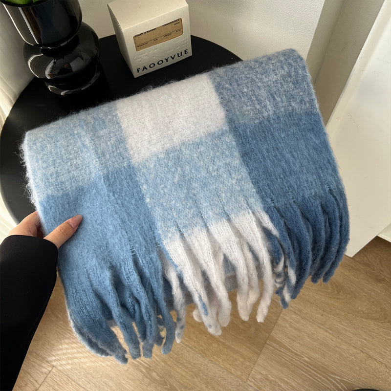 Double-Sided Scarf | Soft Warmth | Stylish Plaid Pattern | Polyester