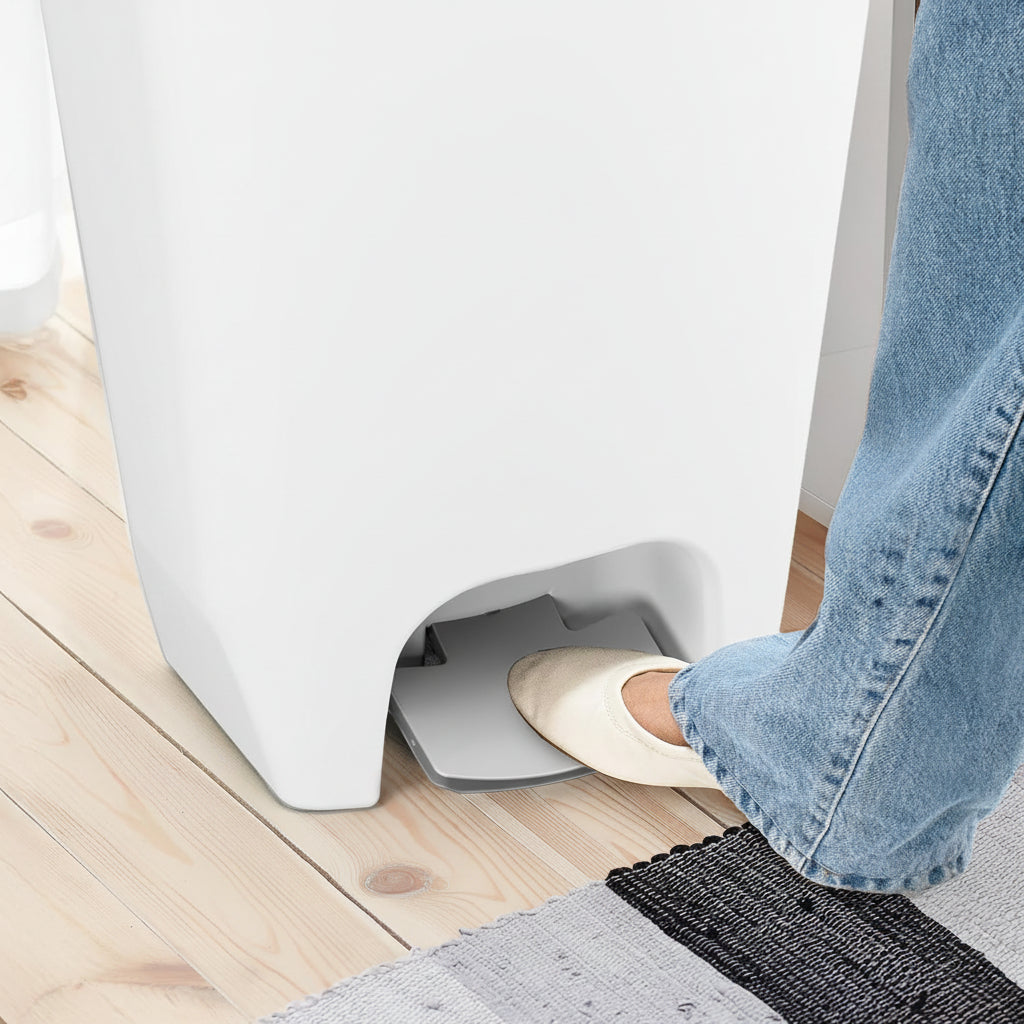 13 Gallon White Kitchen Waste Bin with Foot Pedal and Odor Control