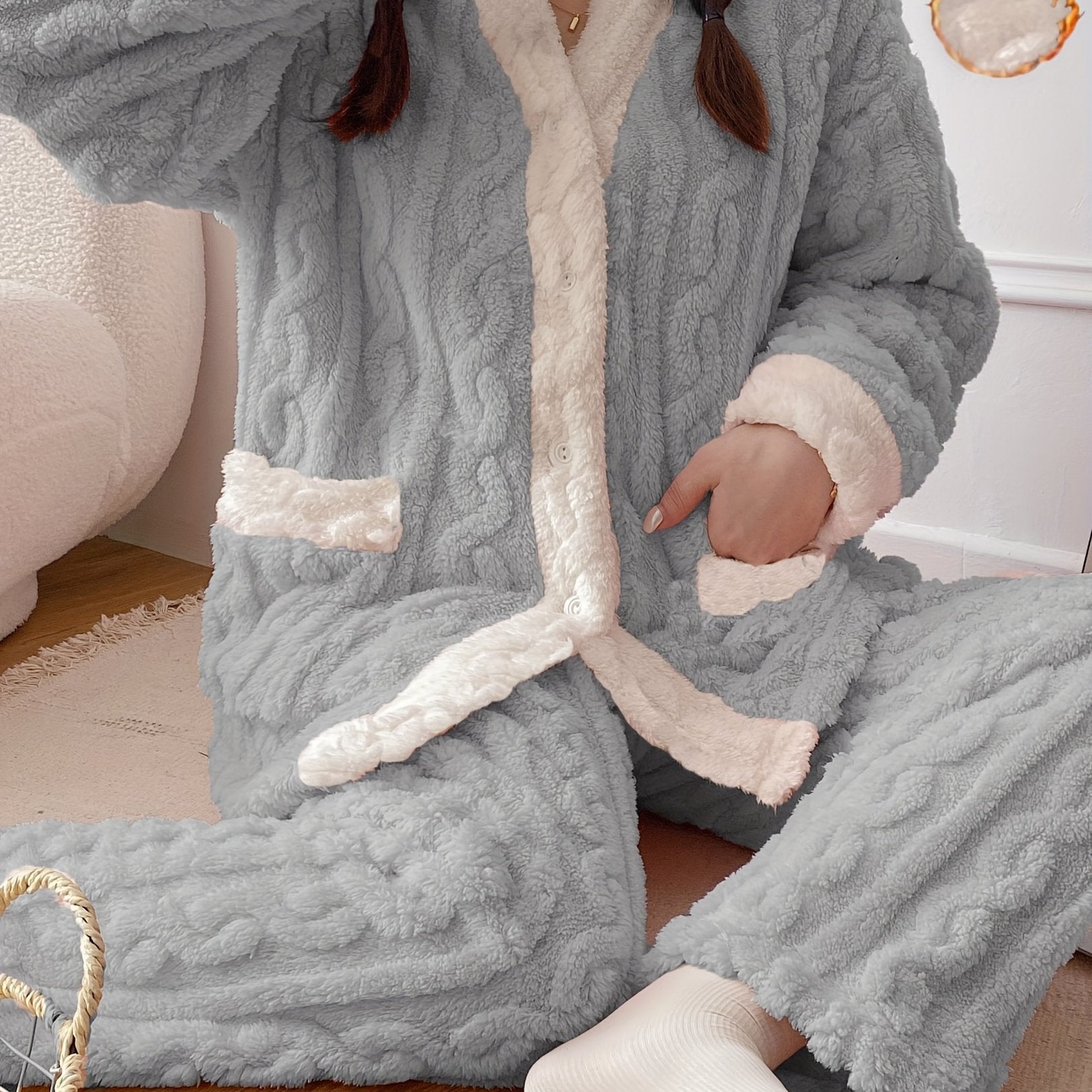 Women's Fleece Pajama Set | Long Sleeve | Winter Warmth | Polyester