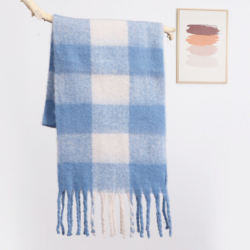 Double-Sided Scarf | Soft Warmth | Stylish Plaid Pattern | Polyester