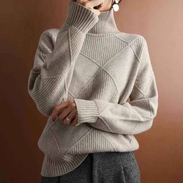 Women’s Oversized Knit Turtleneck Sweater | Loose Cashmere & Wool Blend | Hand-Cut Craftsmanship | Comfortable Fit