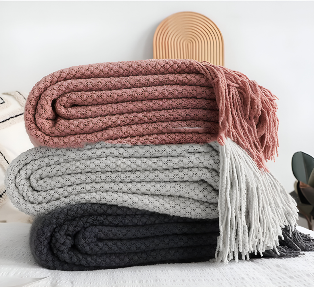 Plaid Blanket | Coarse Knit | All-Season Comfort | Acrylic
