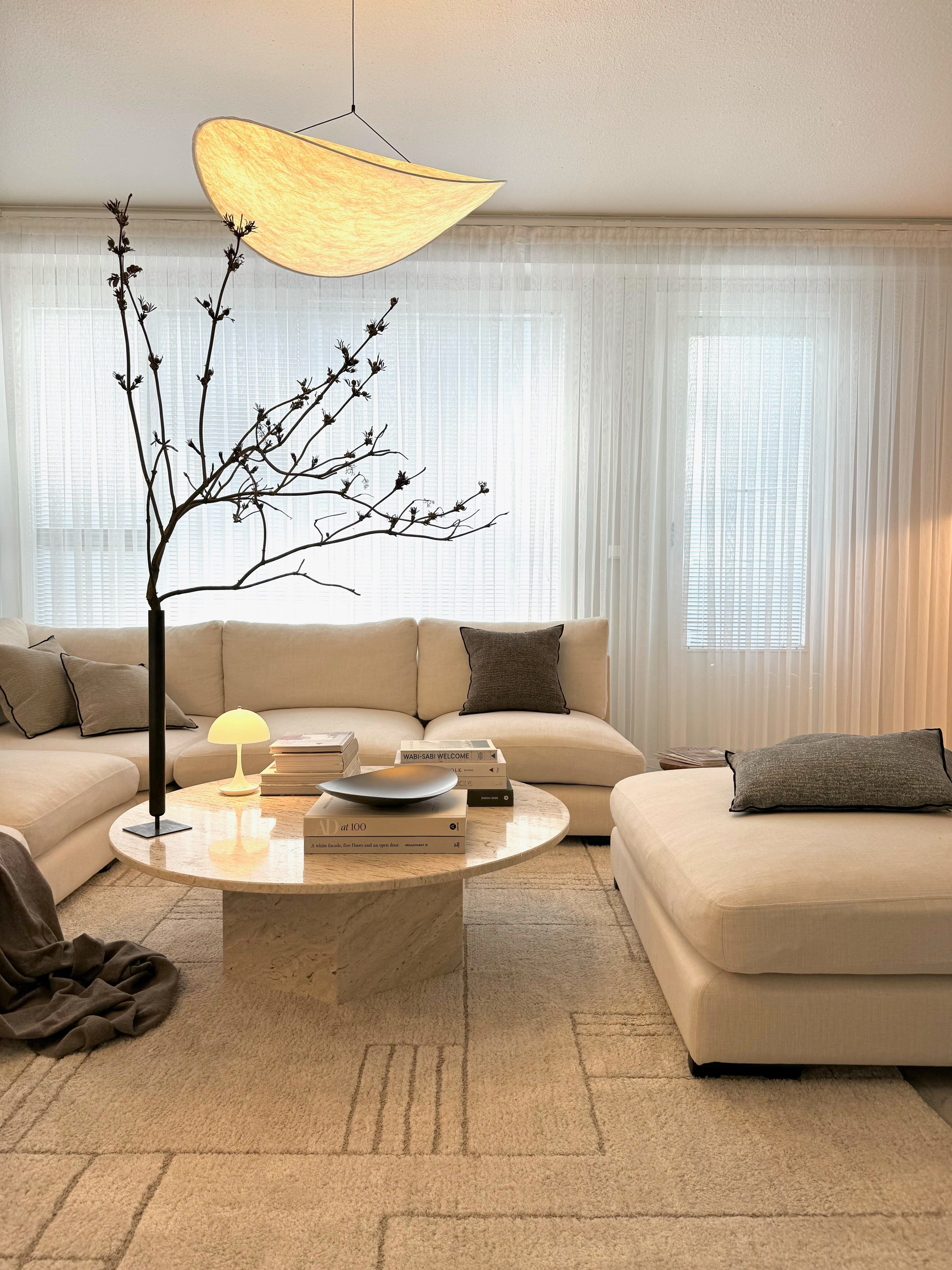 Luxora Leaf Pendant Light for Stylish Living Areas