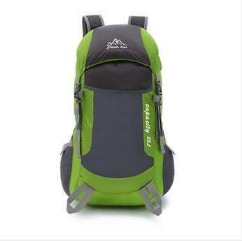 Lightweight Waterproof Travel Backpack – Foldable Design for Outdoor Use