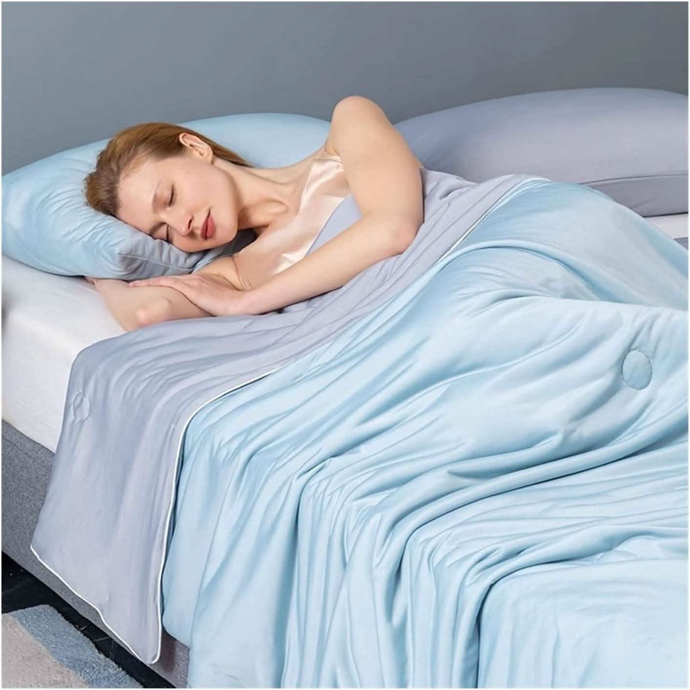 Temperature-Controlled Cooling Blanket for Beds – Breathable for Hot Sleepers