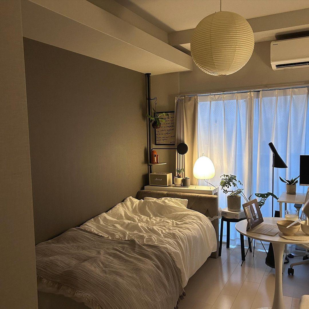 Zenith Glow Hanging Light for Modern Spaces