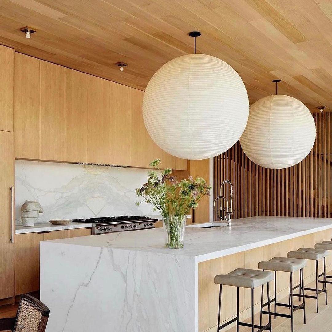 Zenith Glow Hanging Light for Modern Spaces